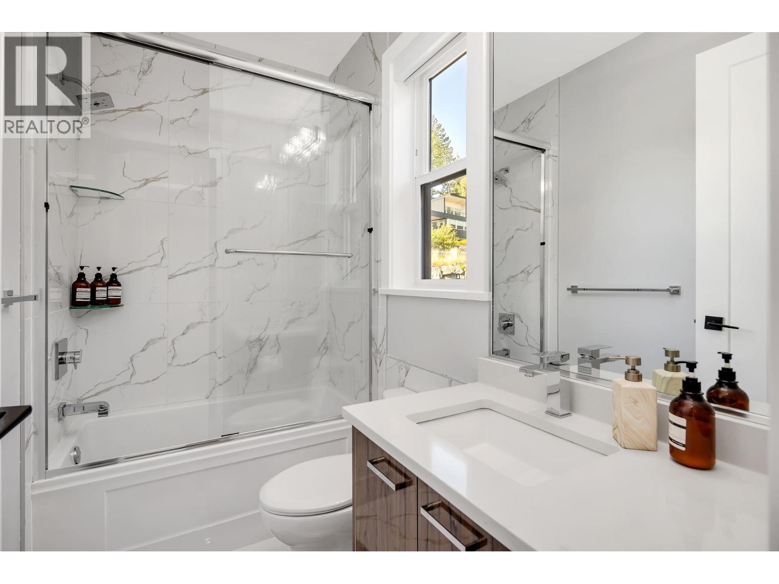 2213 WINDSAIL PLACE, Squamish