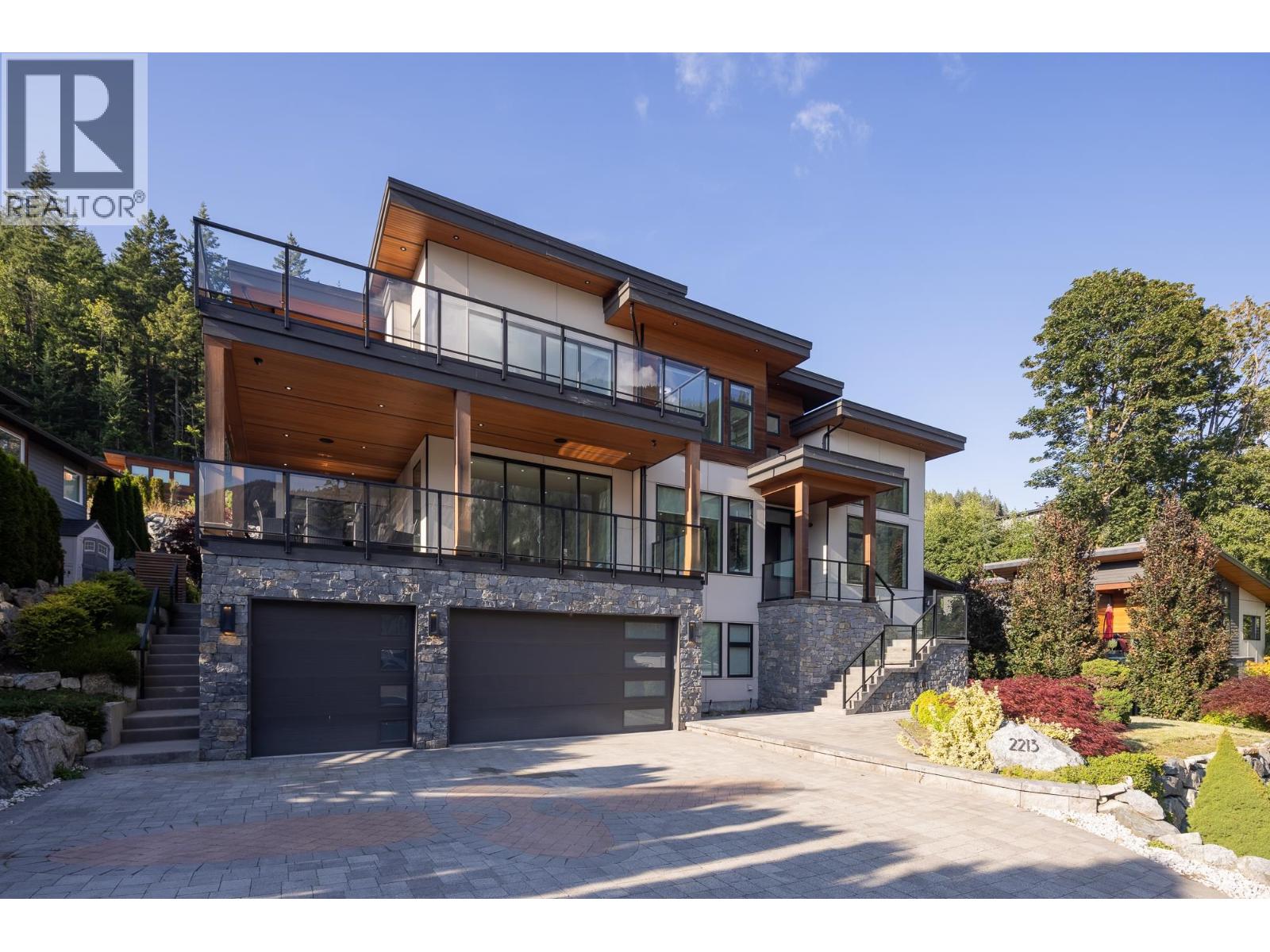 2213 WINDSAIL PLACE, Squamish