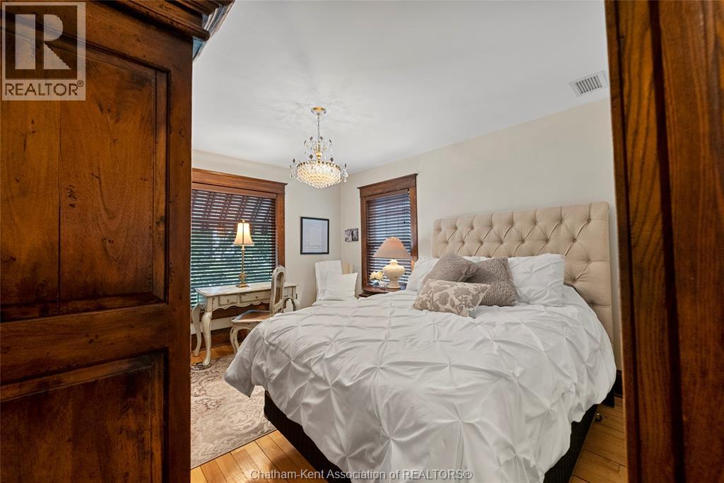 52 CROSS STREET - 33