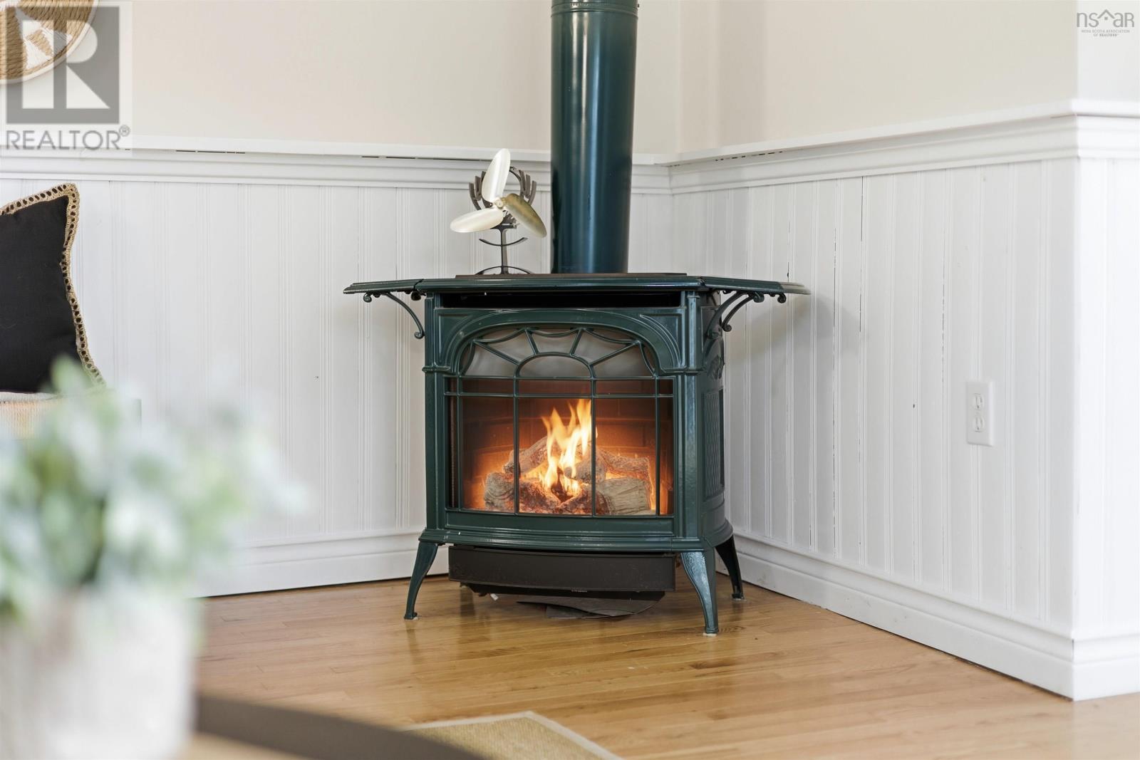 Property 45 of 51 of 76 Echo Forest Drive