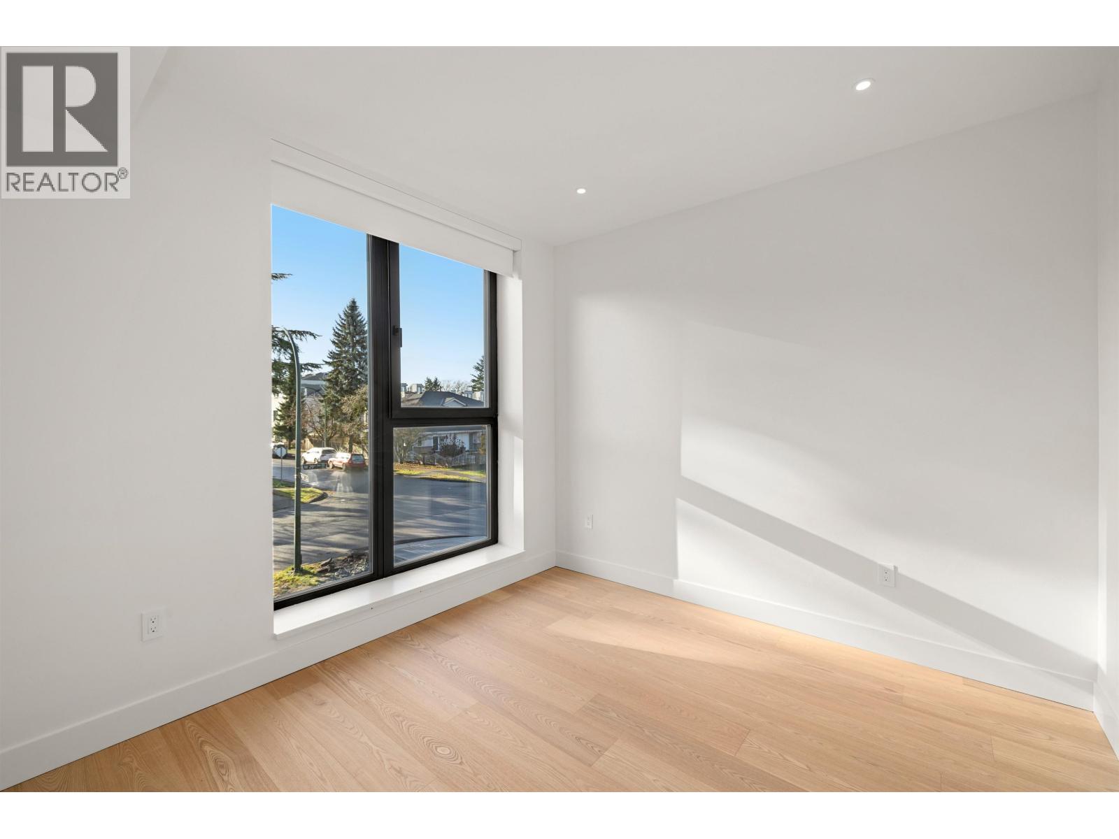 595 W 29TH AVENUE, Vancouver