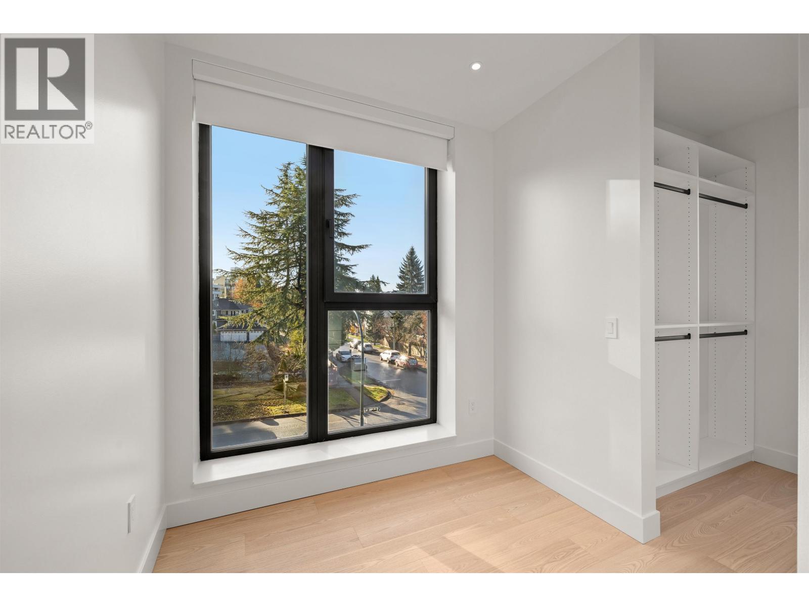 595 W 29TH AVENUE, Vancouver