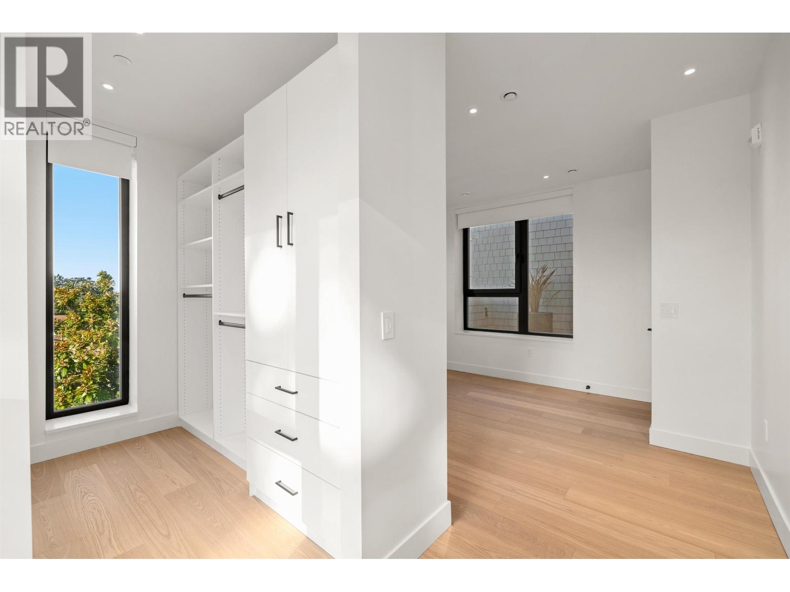 595 W 29TH AVENUE, Vancouver