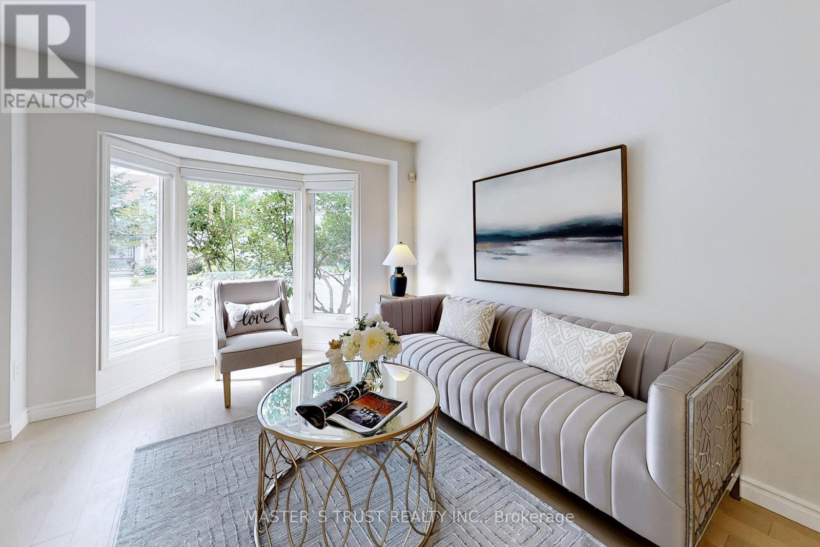 12 CASTLEMORE AVENUE - Photo 2 of 13, Markham (Berczy), Ontario