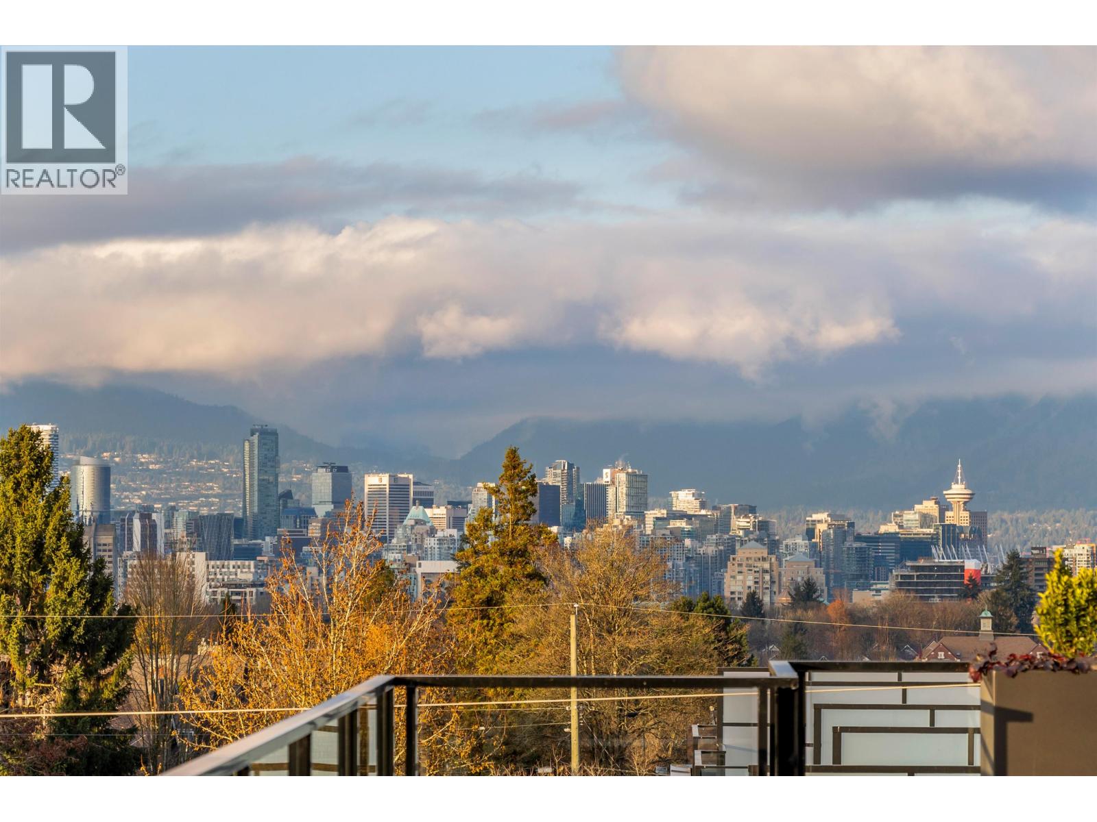 4460 ASH STREET, Vancouver