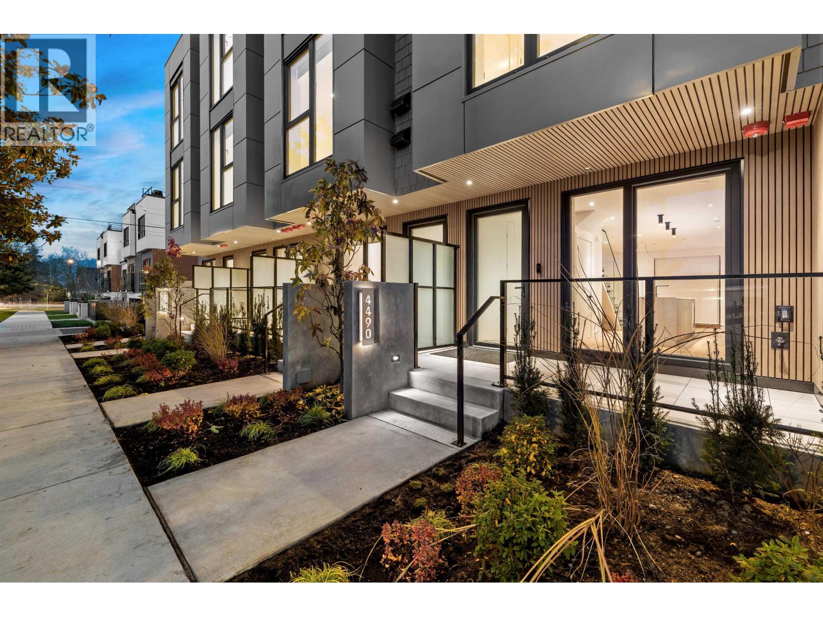 4490 ASH STREET, Vancouver