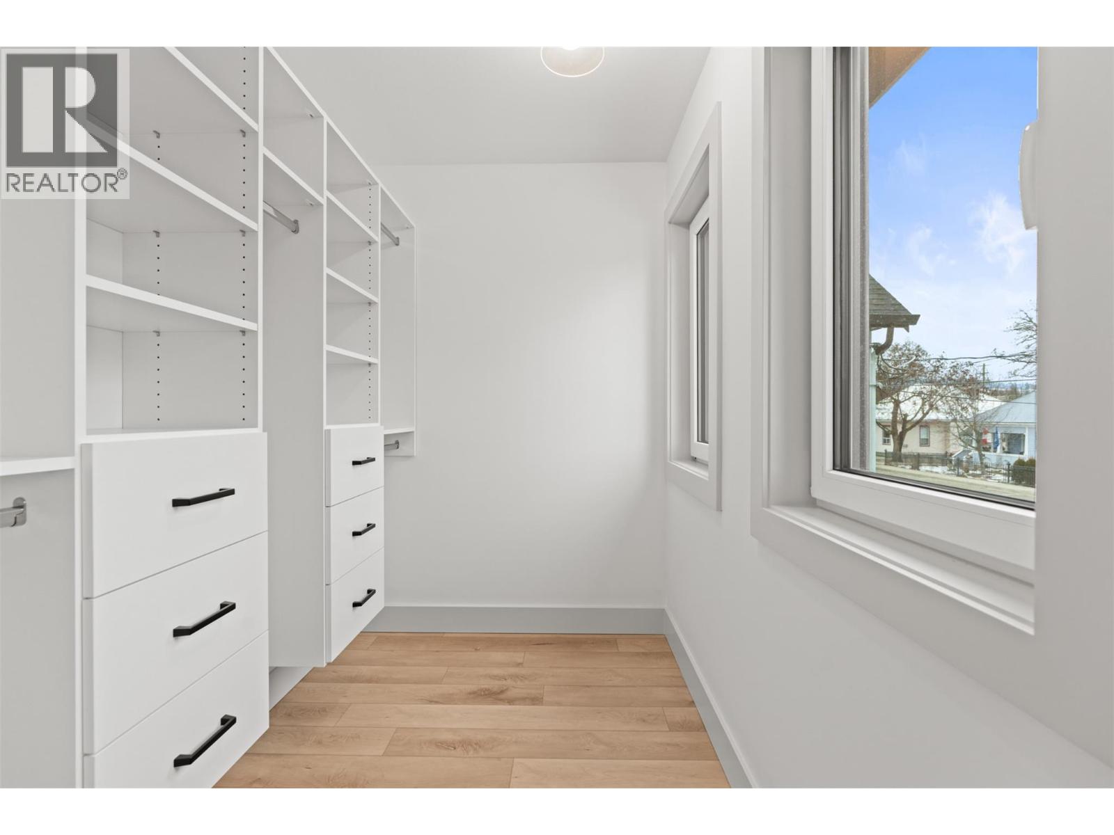 2345 Patterson Avenue Unit# 102, Armstrong