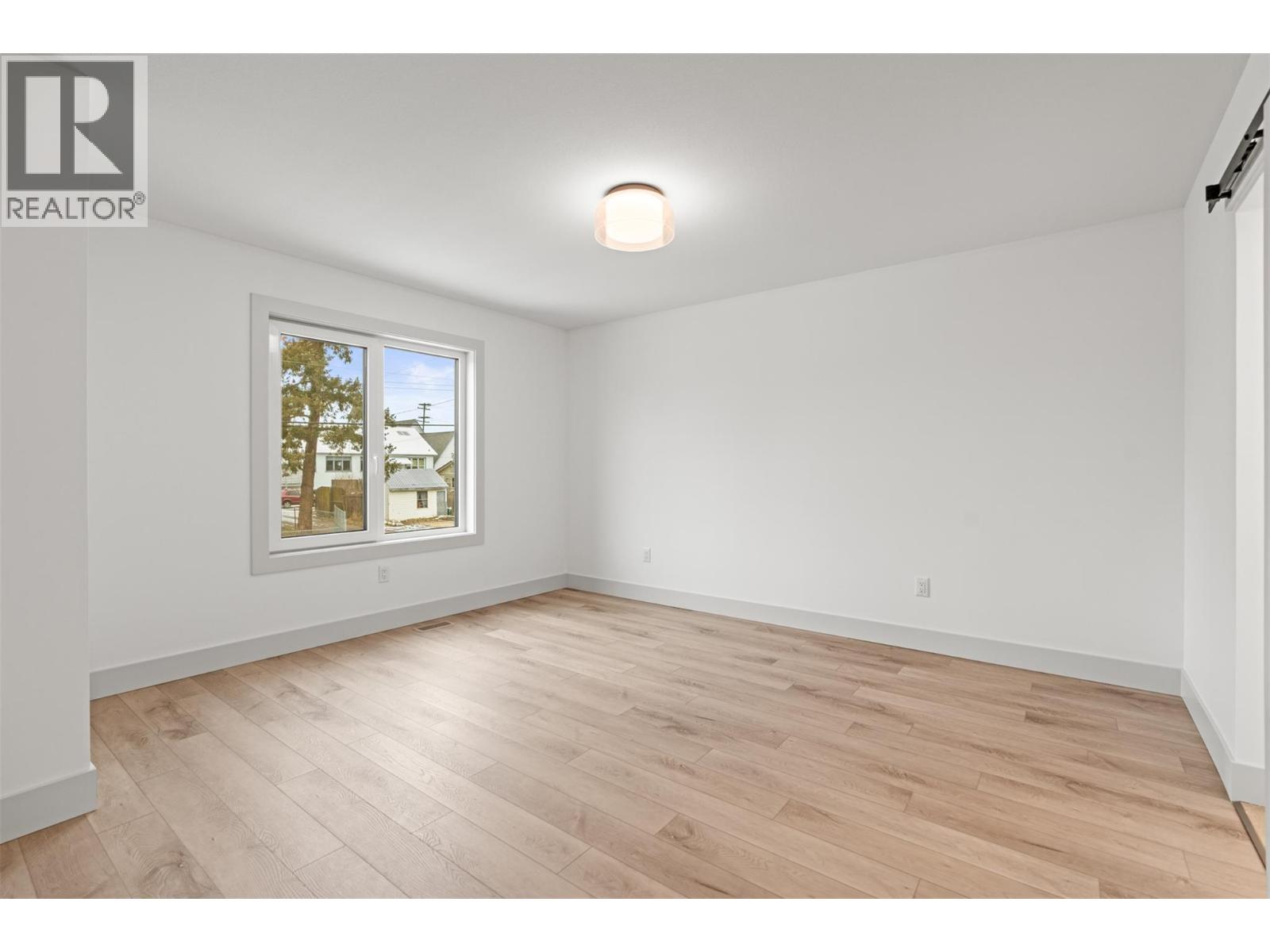 2345 Patterson Avenue Unit# 102, Armstrong