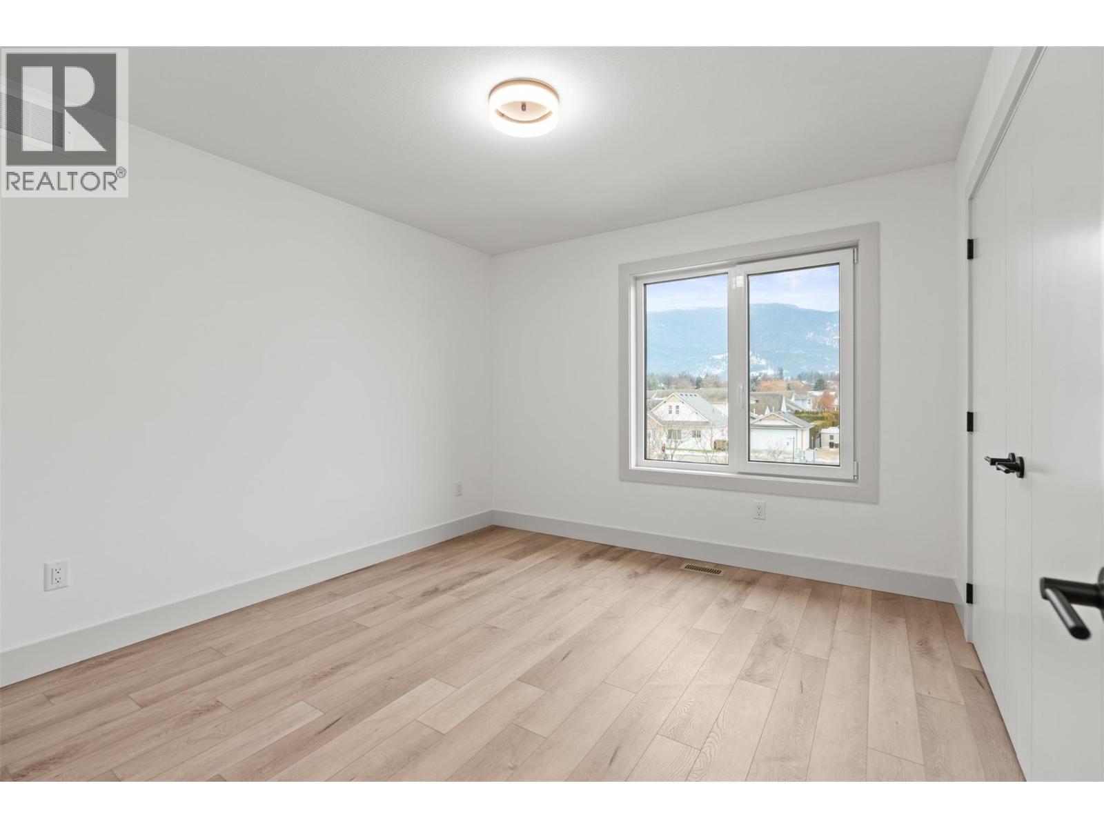 2345 Patterson Avenue Unit# 102, Armstrong