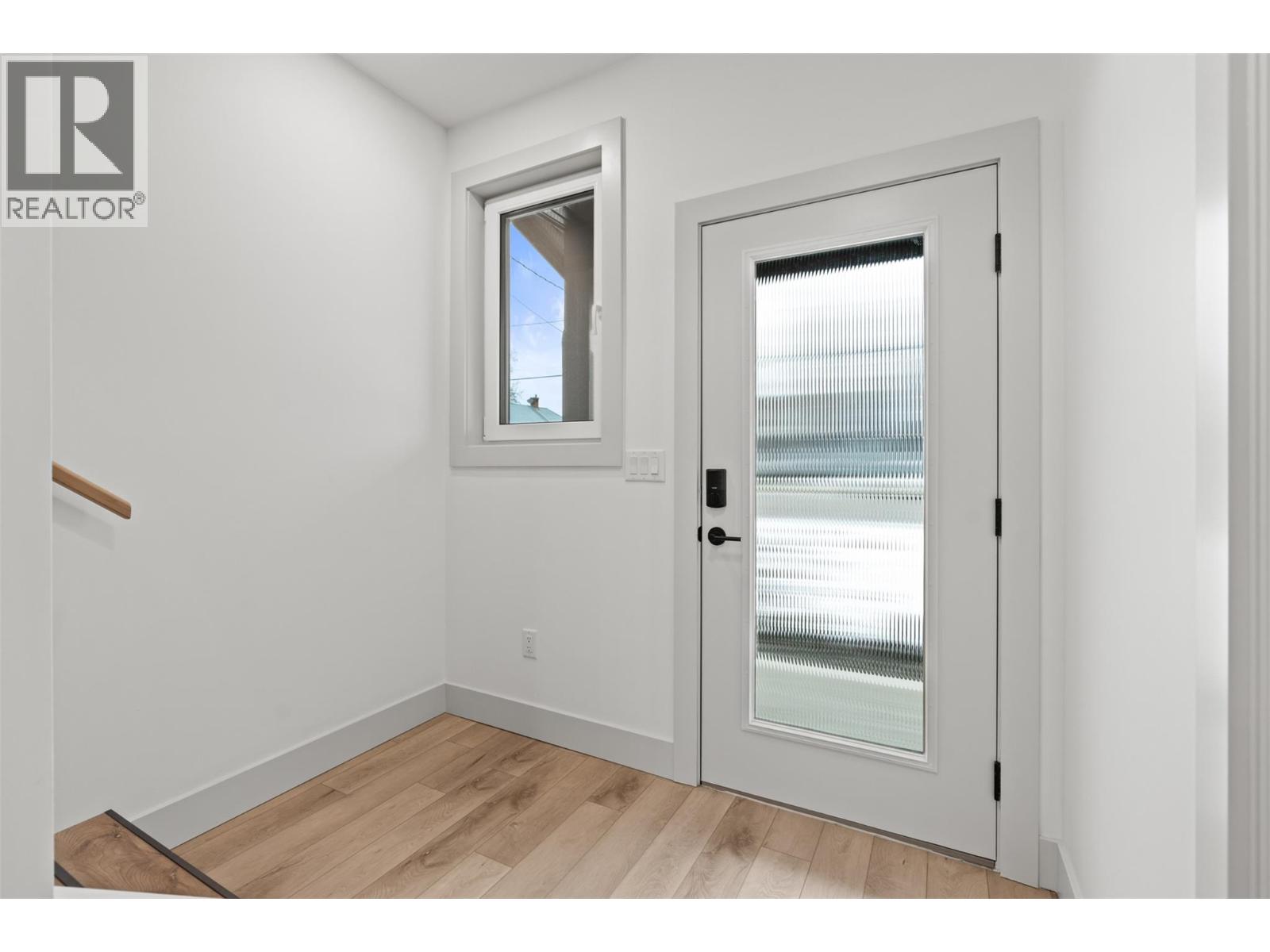 2345 Patterson Avenue Unit# 102, Armstrong