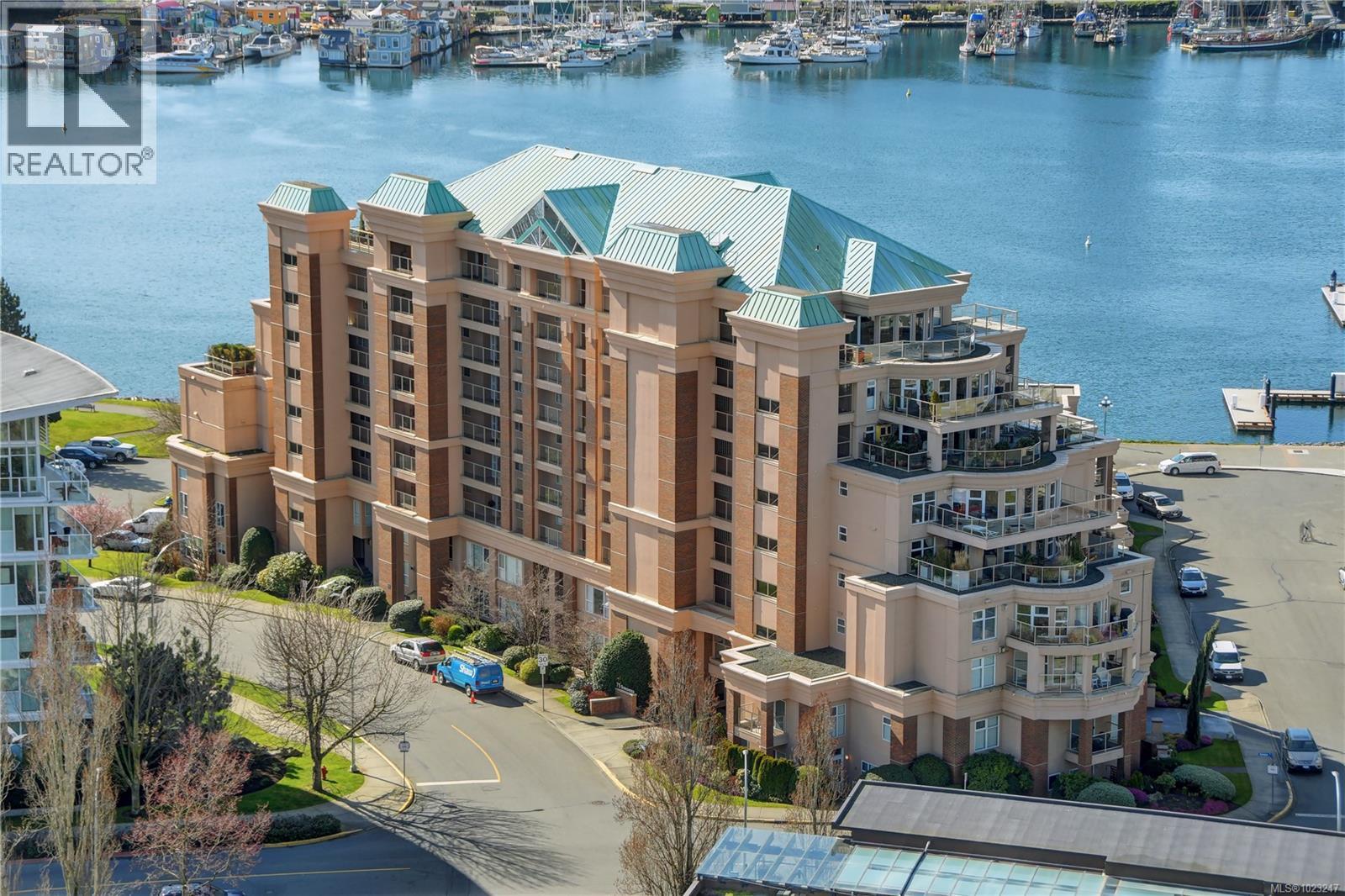 123 75 Songhees Road, Victoria