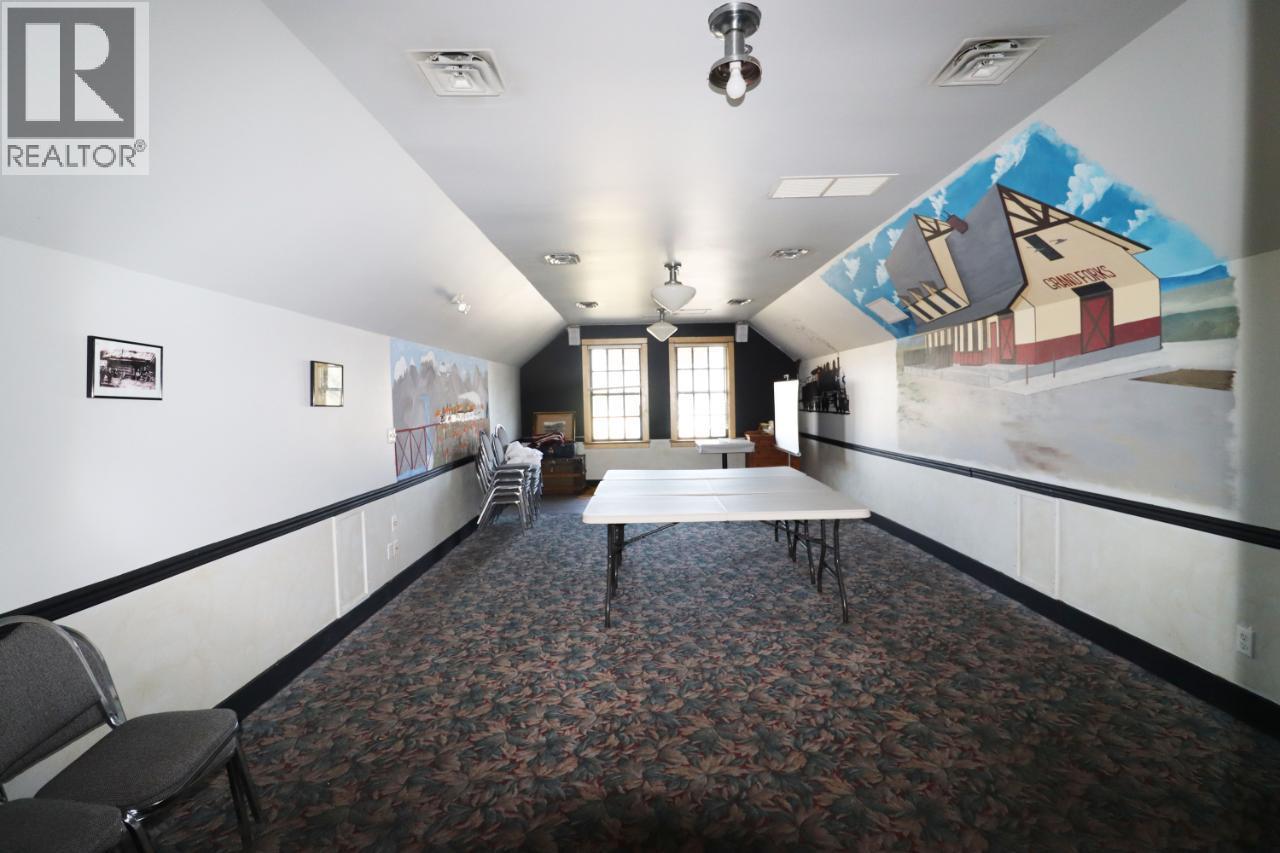 7654 DONALDSON Drive — photo 17