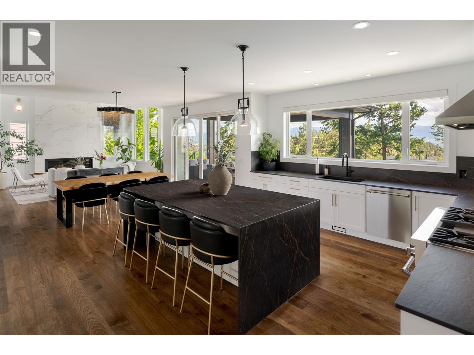  172 Skyland Drive, Kelowna