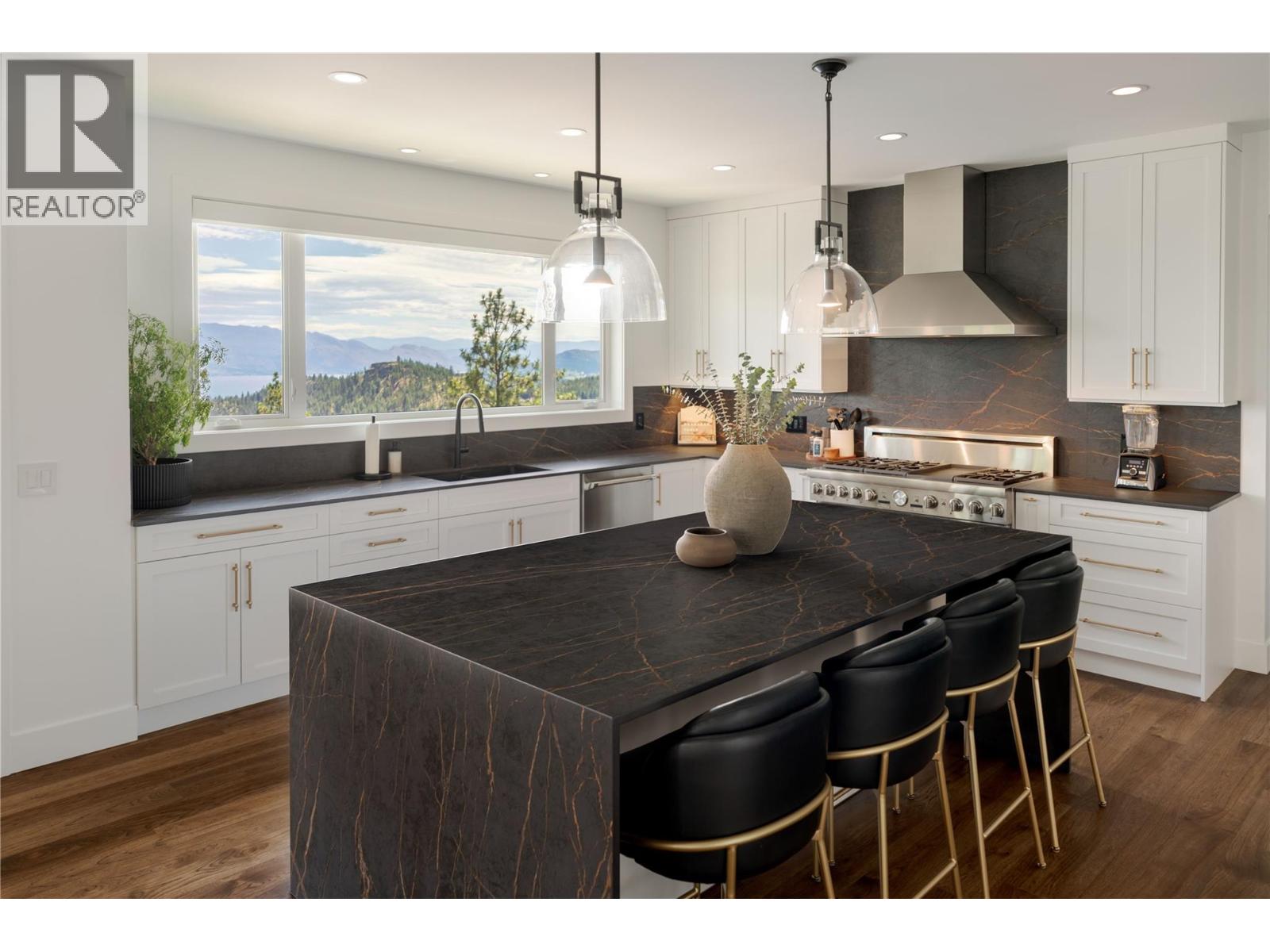  172 Skyland Drive, Kelowna