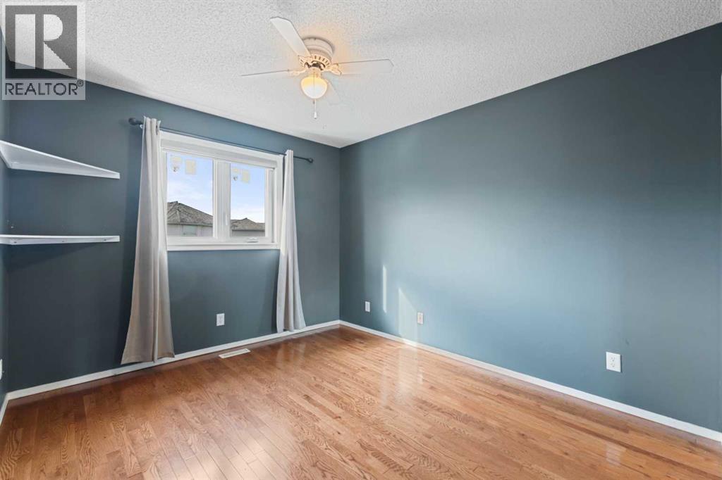 Single Family House for Sale in  Coral Shores Cape NE Coral Springs Calgary 