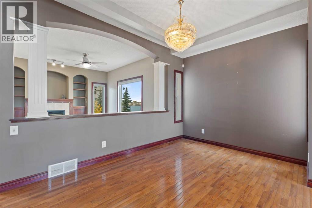 Single Family House for Sale in  Coral Shores Cape NE Coral Springs Calgary 