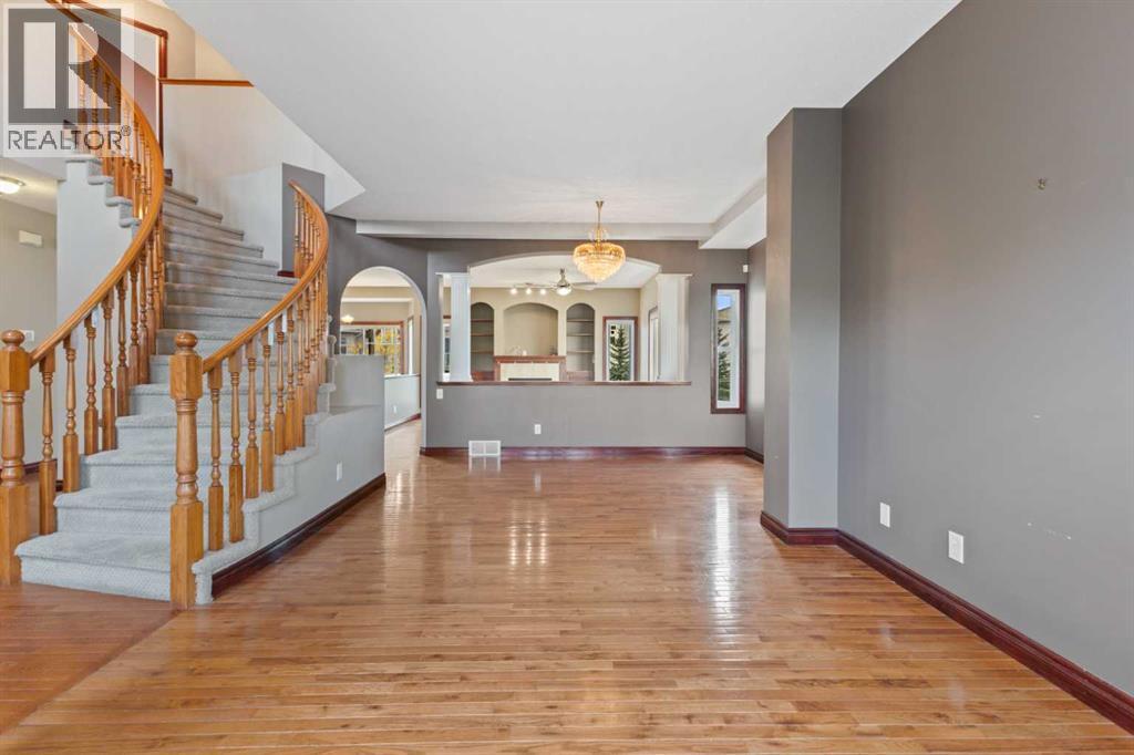 Single Family House for Sale in  Coral Shores Cape NE Coral Springs Calgary 