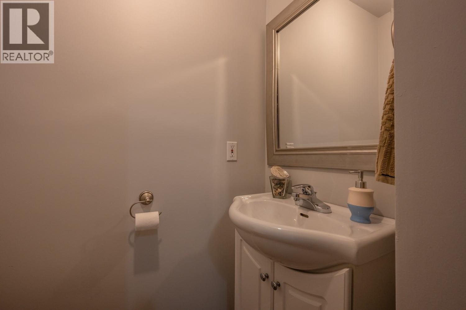 #43 2250 Baskin Street - 10