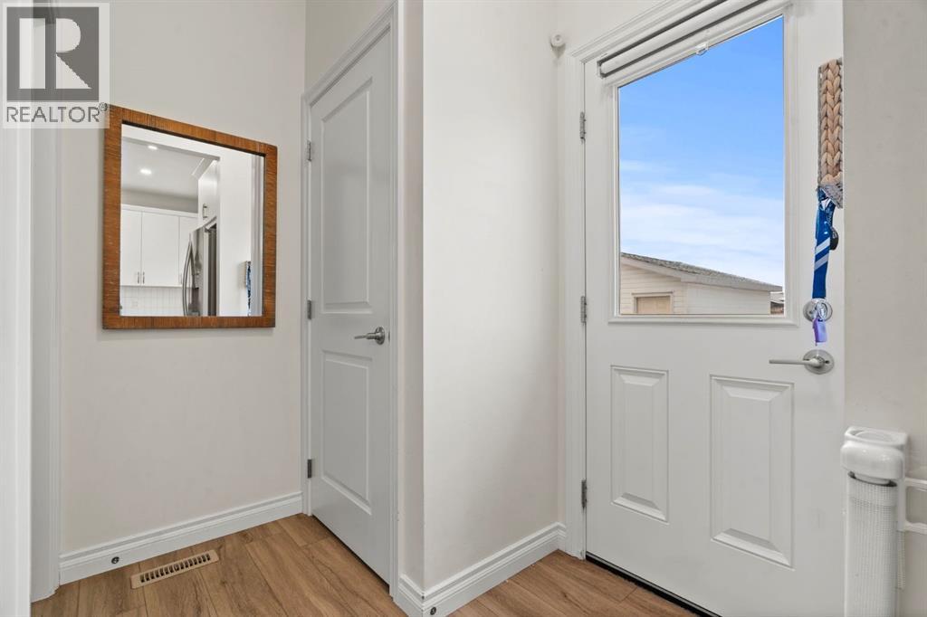 10 Emberside Link, Cochrane