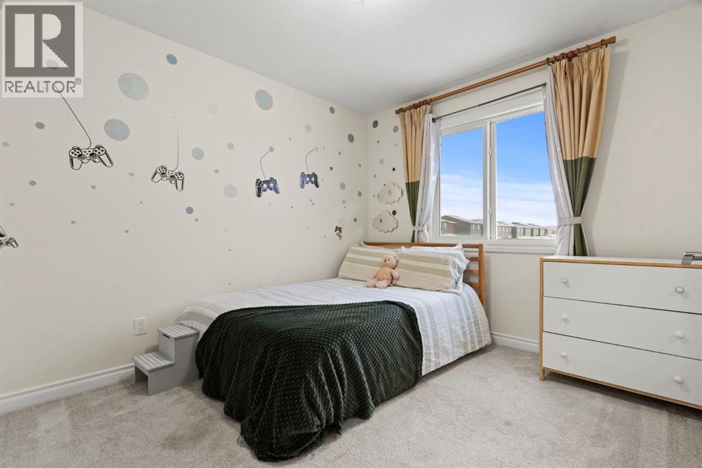 10 Emberside Link, Cochrane