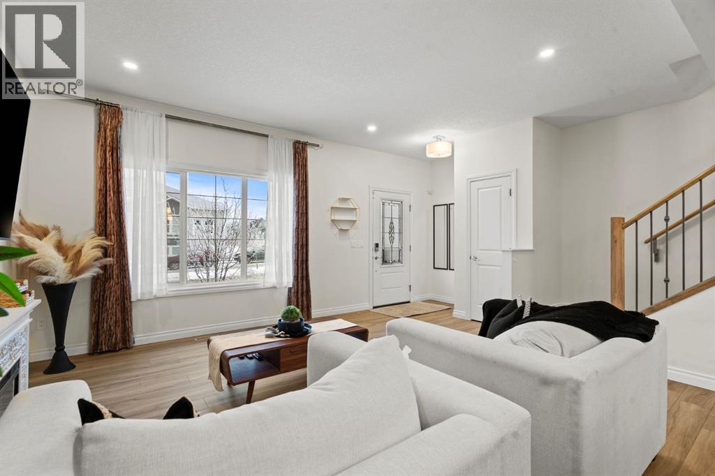 10 Emberside Link, Cochrane