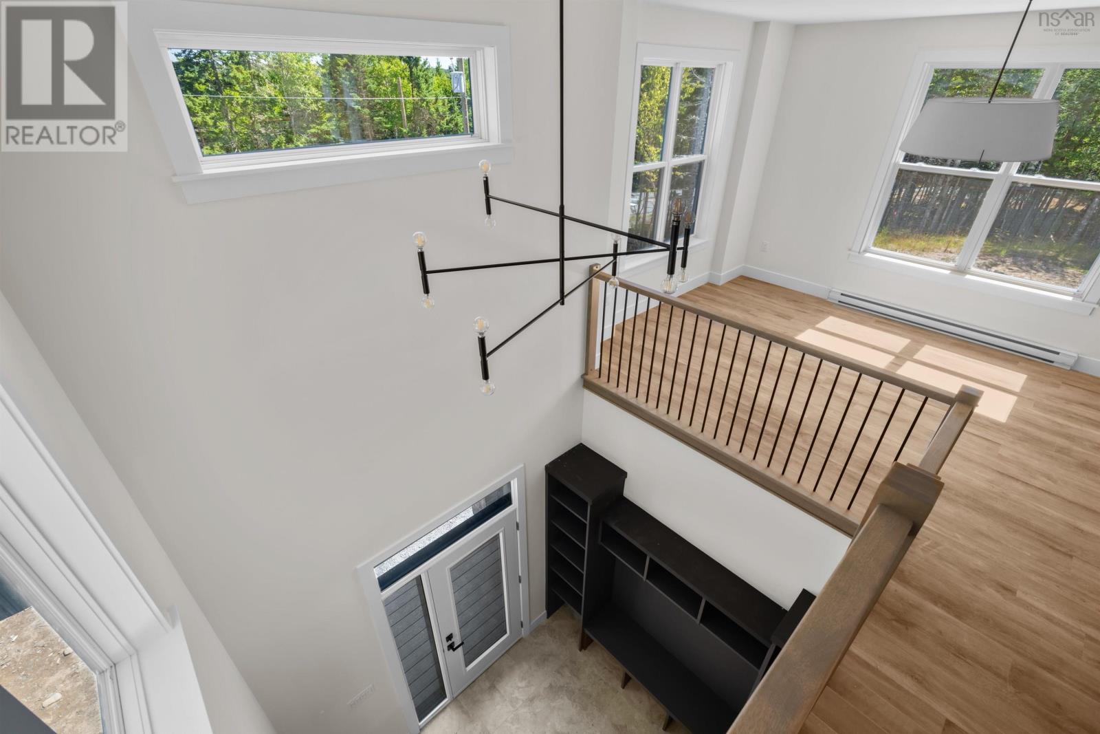 Property 16 of 49 of 653 Indian Point Road