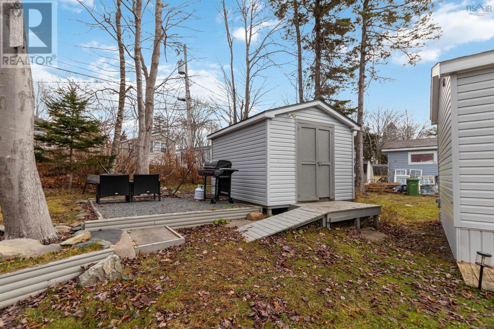 Property 17 of 20 of 10 Snow White Drive