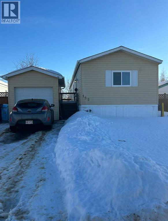 152 Cree Road, Fort McMurray