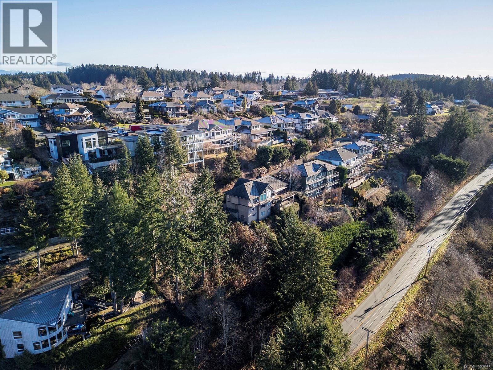 1940 Snowbird Lane, Courtenay