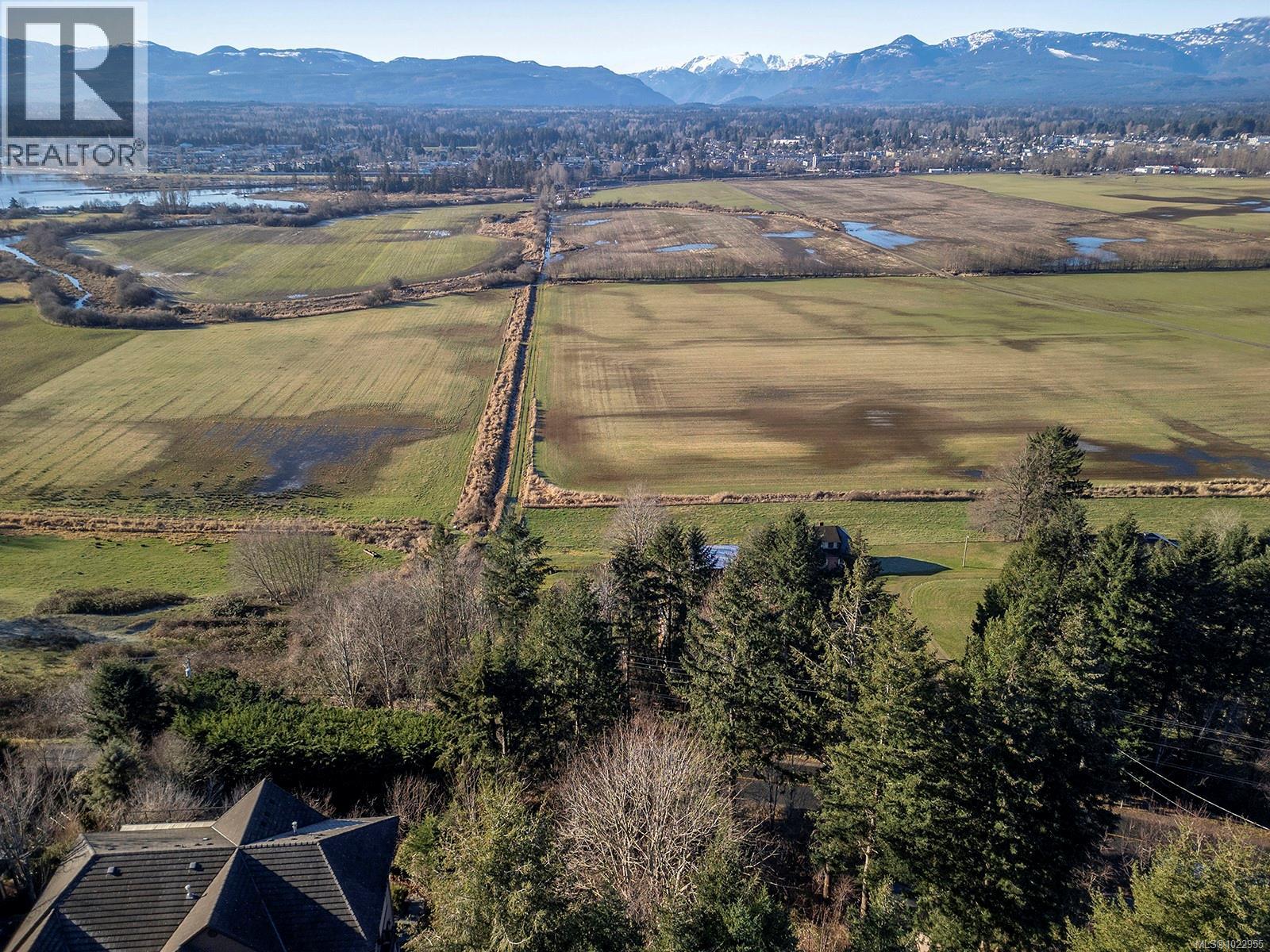 1940 Snowbird Lane, Courtenay