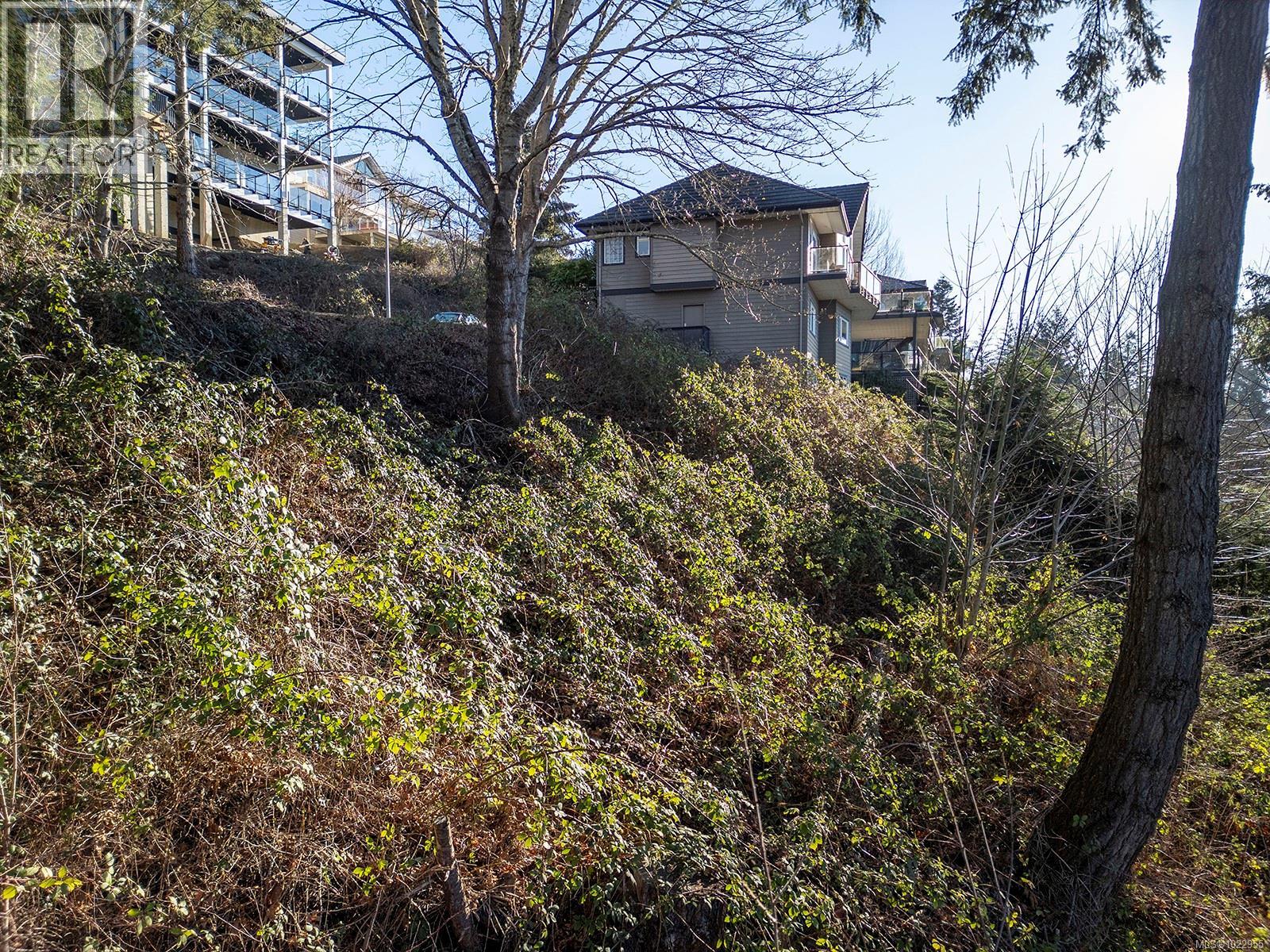 1940 Snowbird Lane, Courtenay