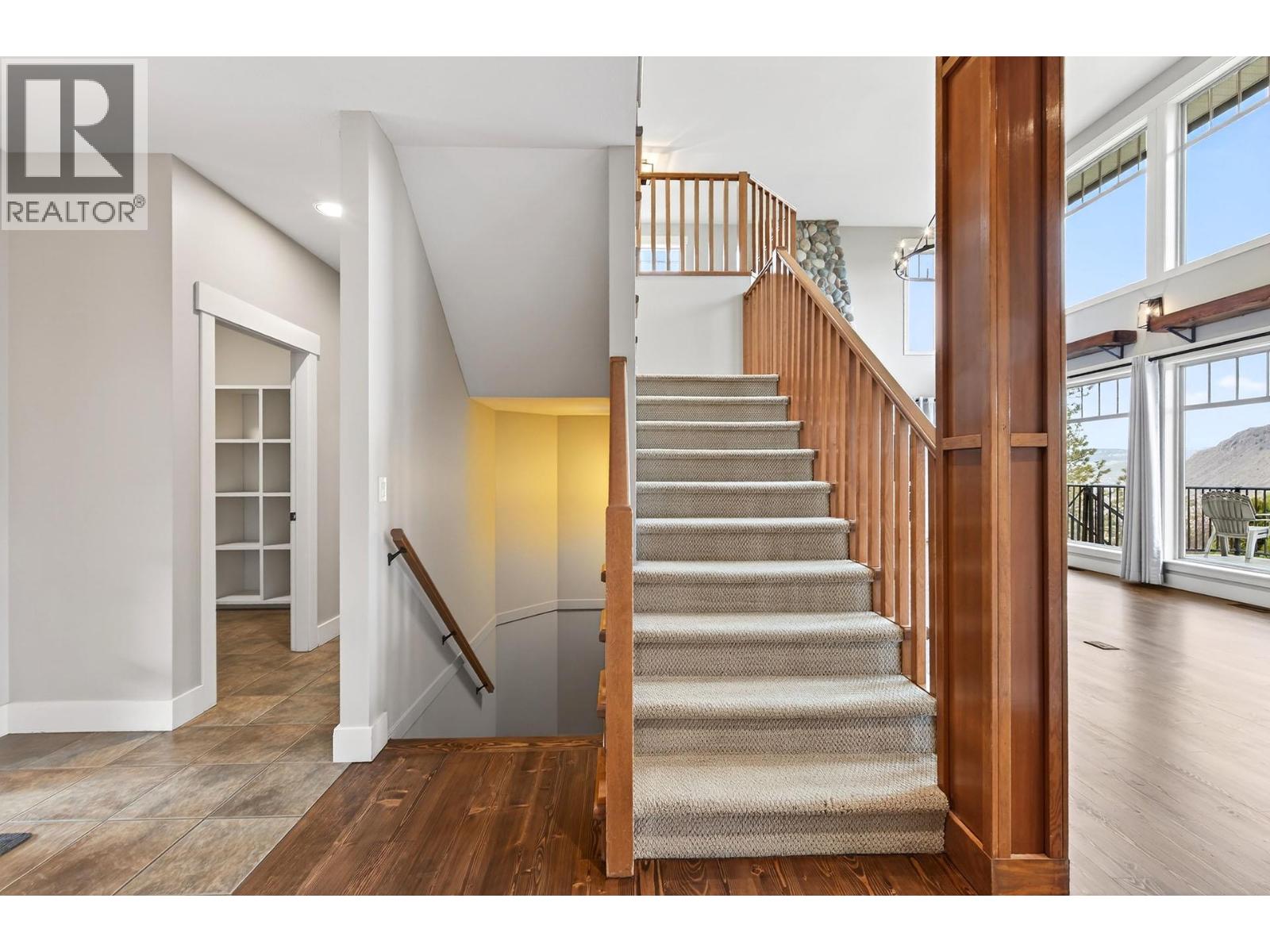 1990 KECHIKA STREET - 27