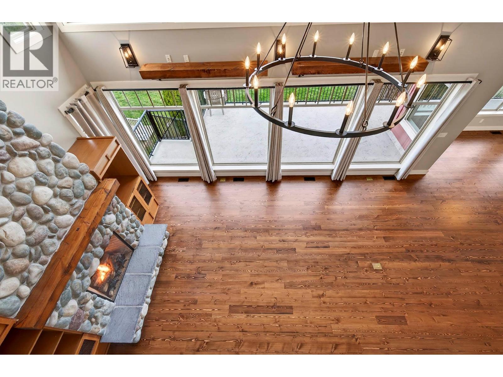 1990 KECHIKA STREET - 8