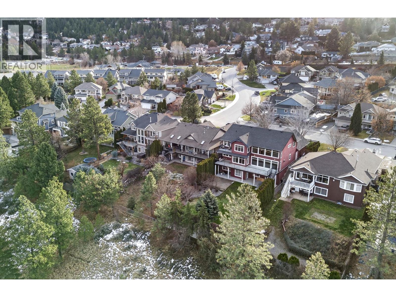 1990 KECHIKA STREET - 95