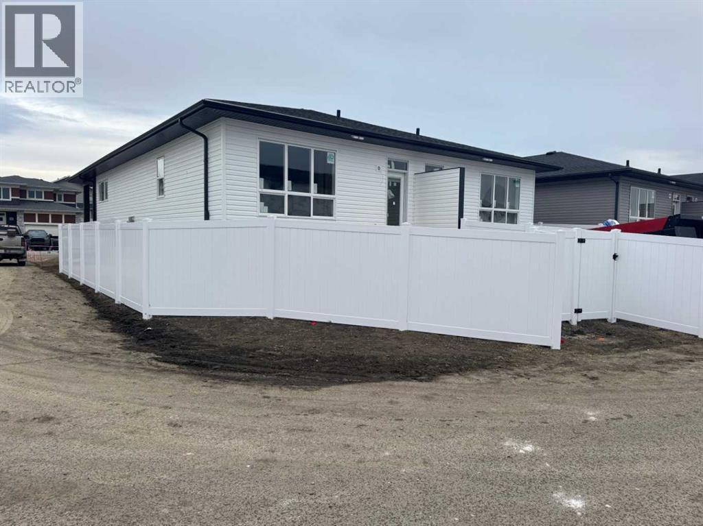Single Family House Bungalow for Sale in  Ellington Crescent Evergreen Red Deer 