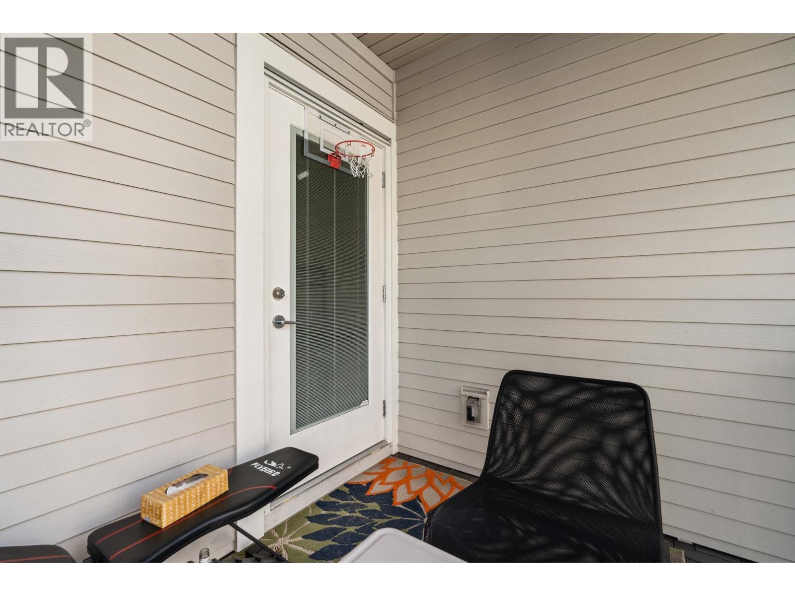 8 9219 WILLIAMS ROAD, Richmond