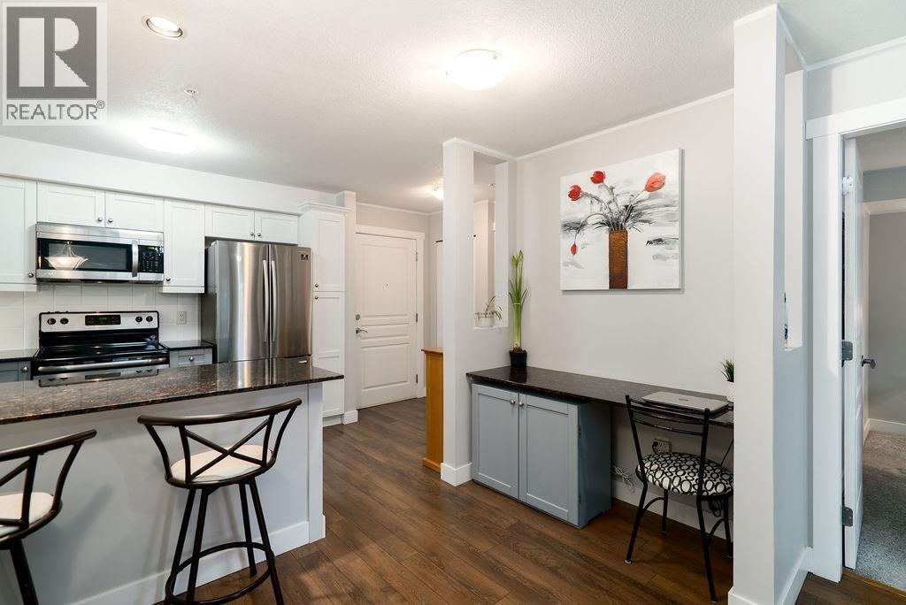 111 1969 WESTMINSTER AVENUE, Port Coquitlam