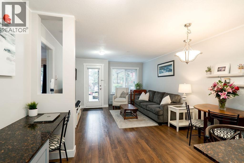 111 1969 WESTMINSTER AVENUE, Port Coquitlam