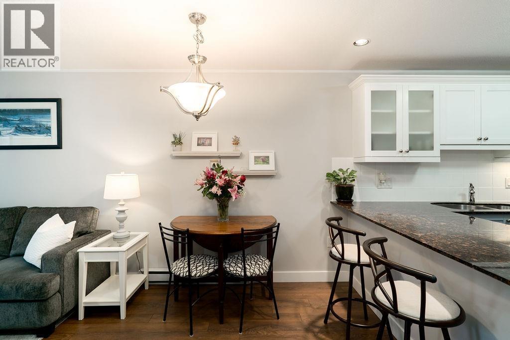 111 1969 WESTMINSTER AVENUE, Port Coquitlam