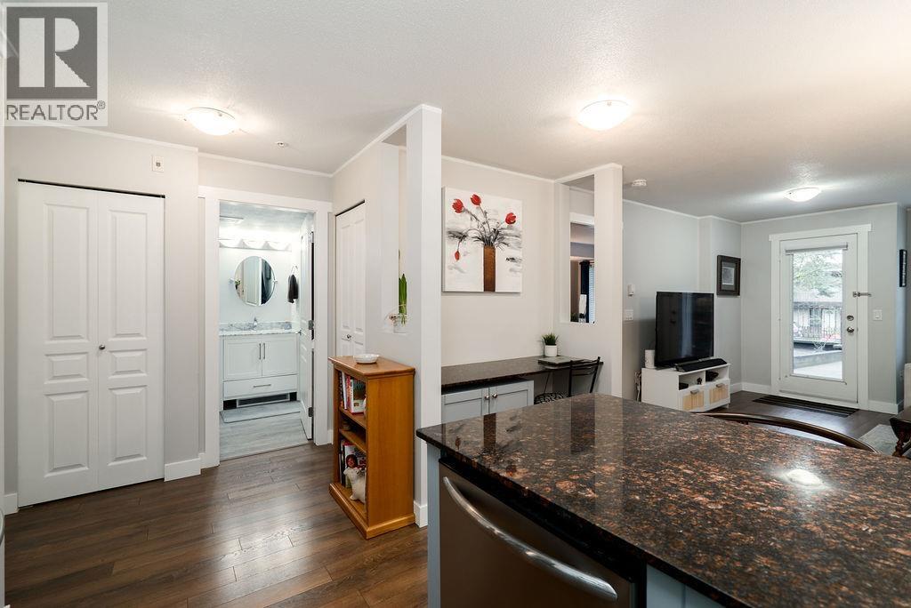 111 1969 WESTMINSTER AVENUE, Port Coquitlam