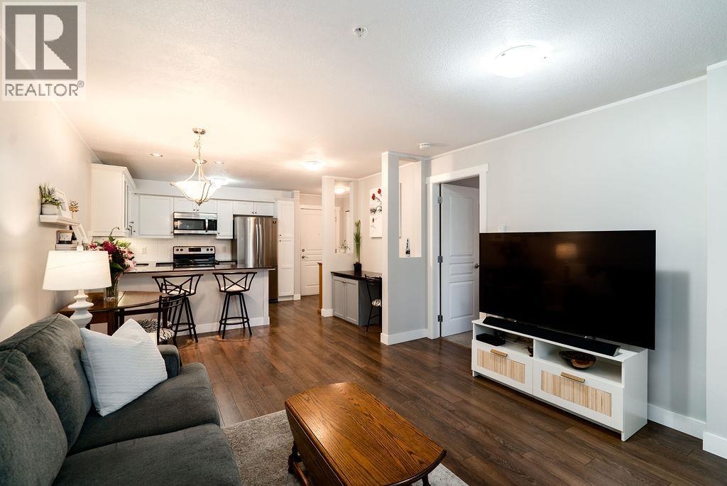 111 1969 WESTMINSTER AVENUE, Port Coquitlam