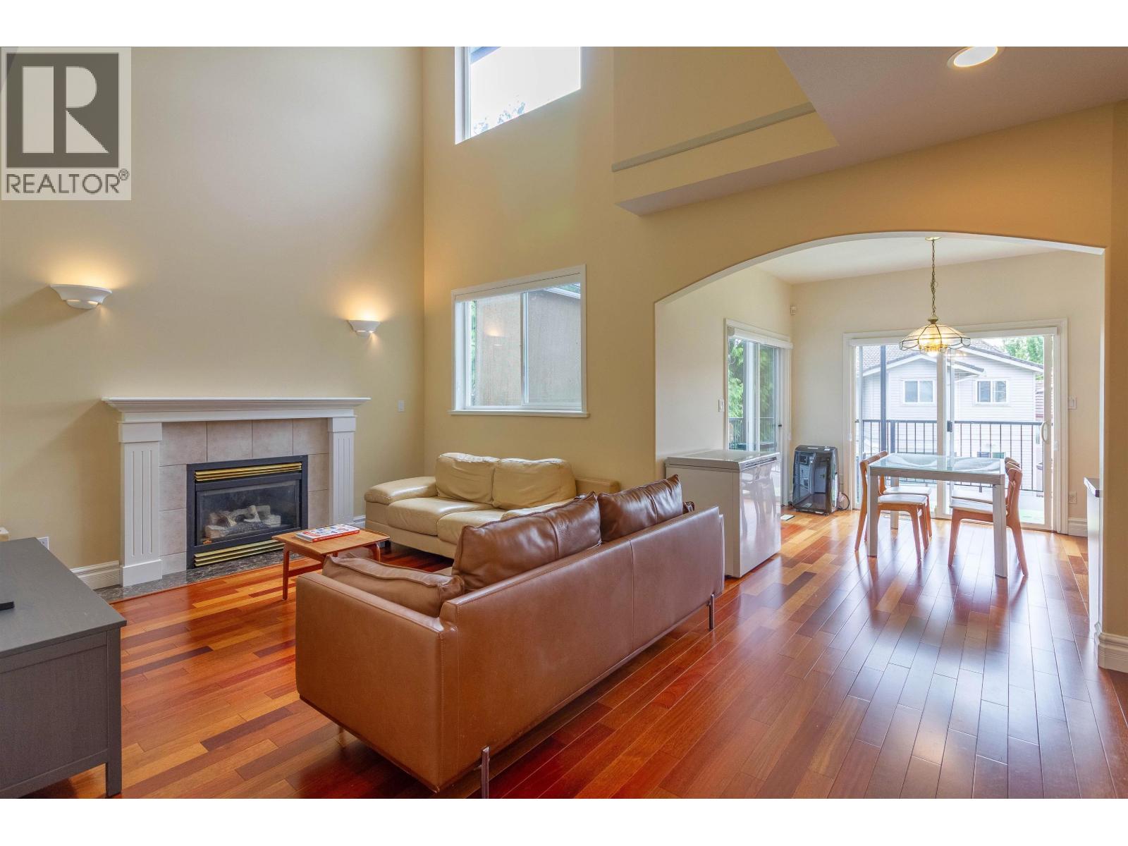 2115 BERKSHIRE CRESCENT, Coquitlam