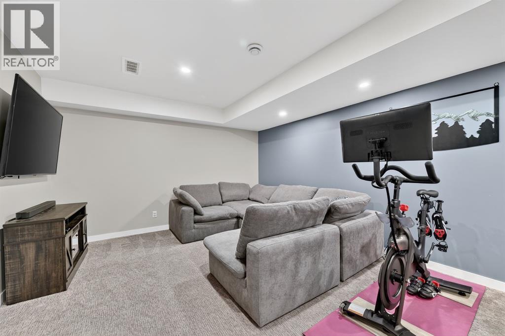 73 FIRESIDE Cove, Cochrane