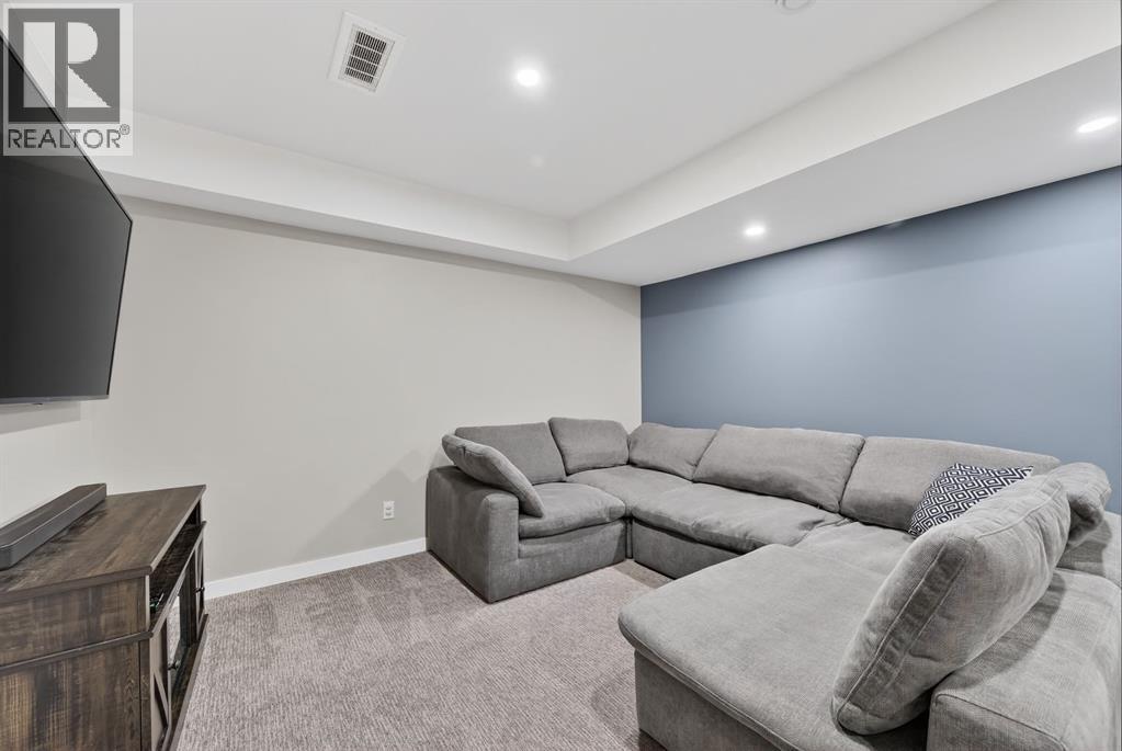 73 FIRESIDE Cove, Cochrane