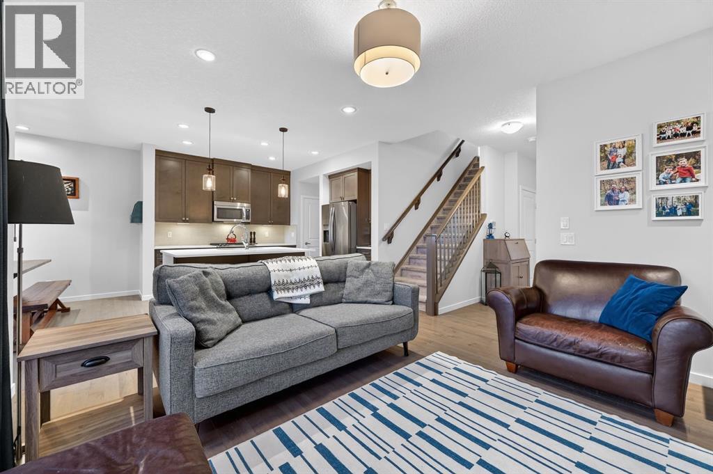 73 FIRESIDE Cove, Cochrane