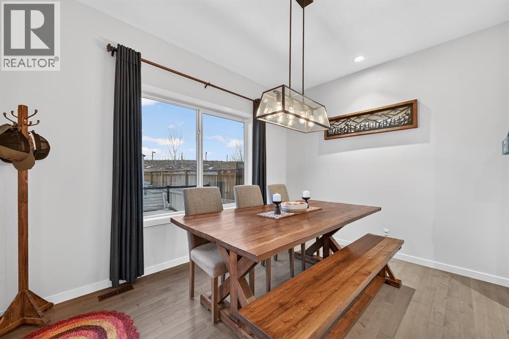 73 FIRESIDE Cove, Cochrane