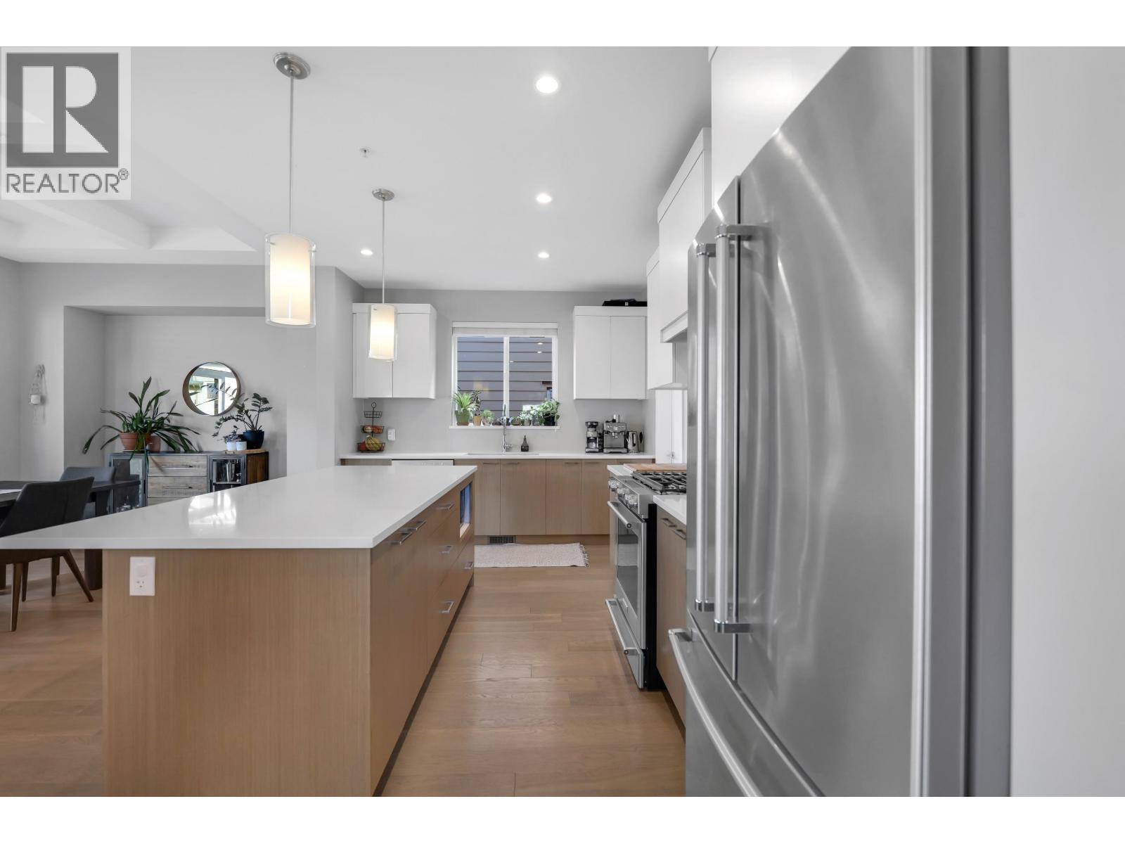 39262 FALCON CRESCENT, Squamish