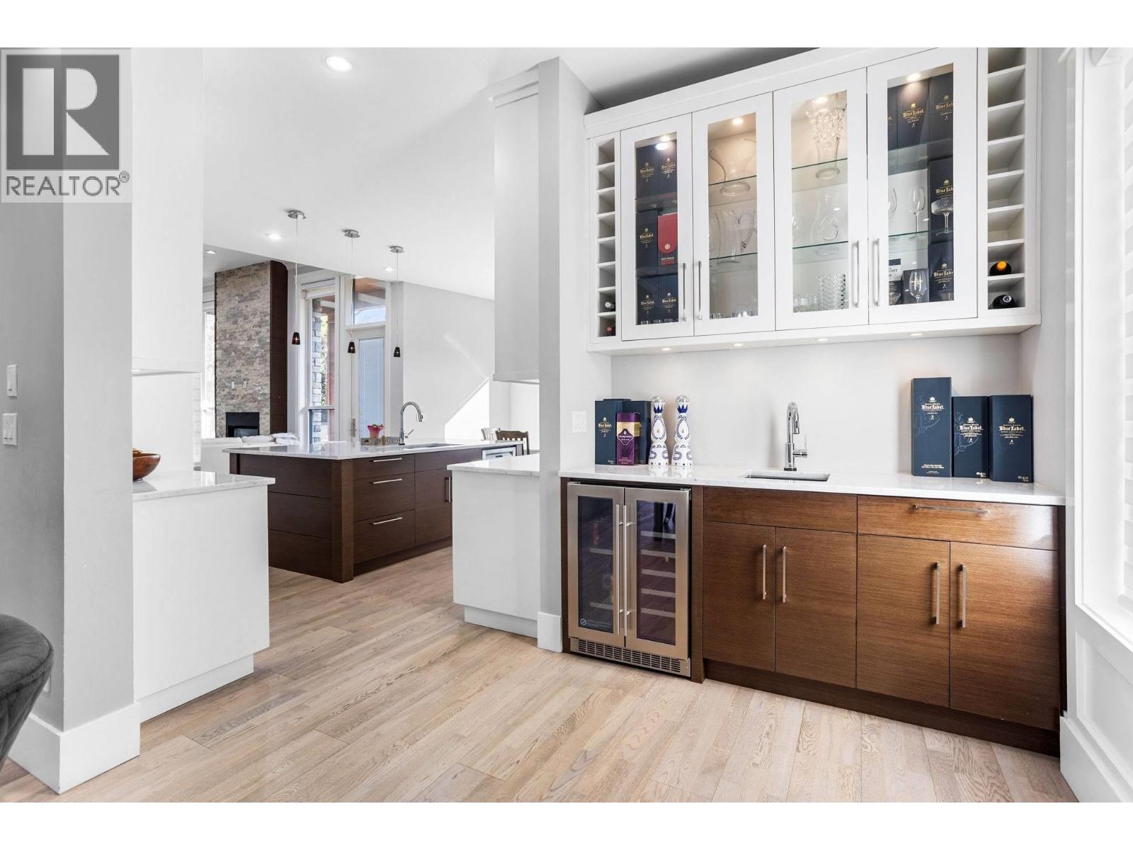 8656 GILLEY AVENUE, Burnaby