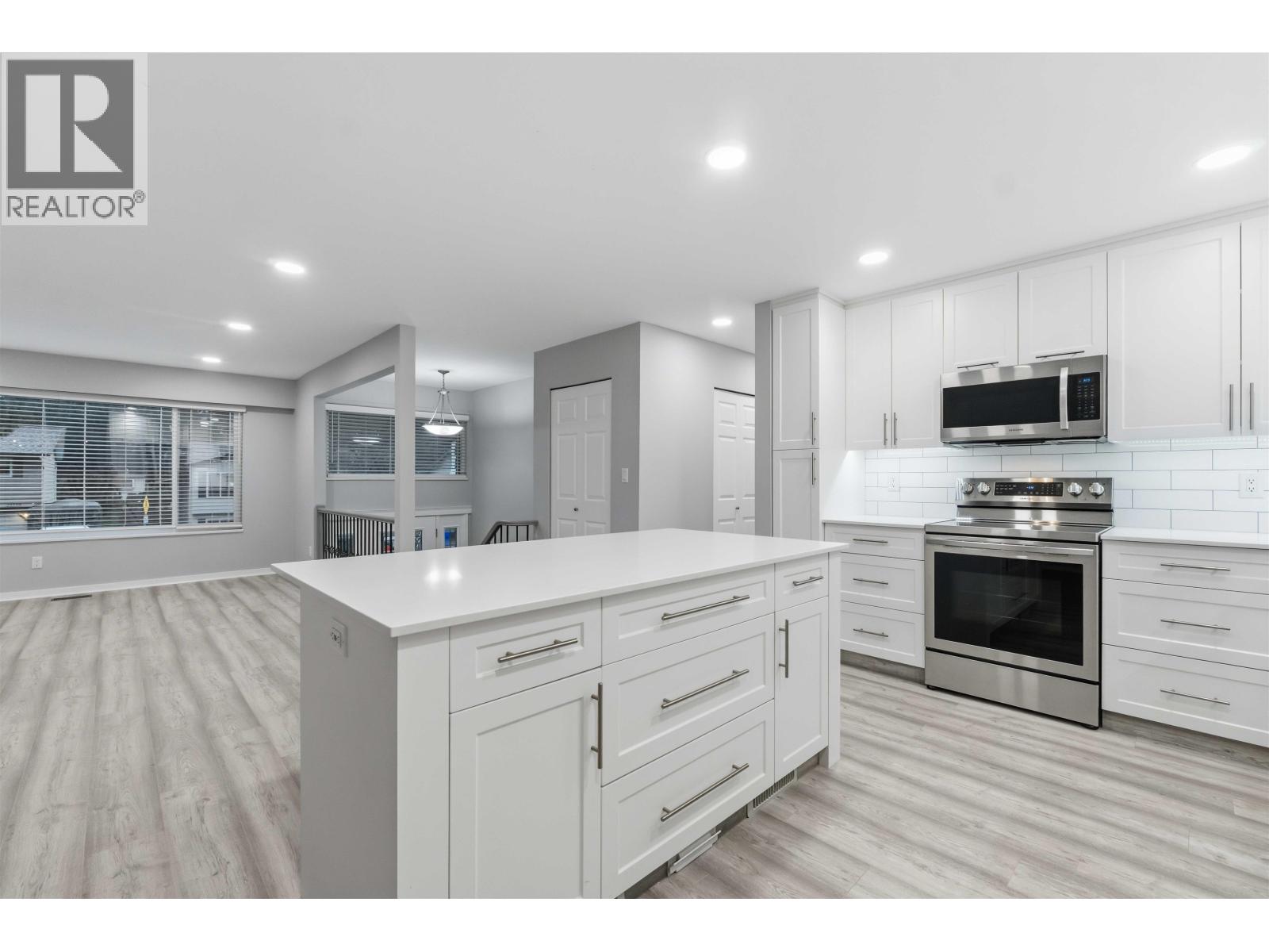 21101 119 AVENUE, Maple Ridge