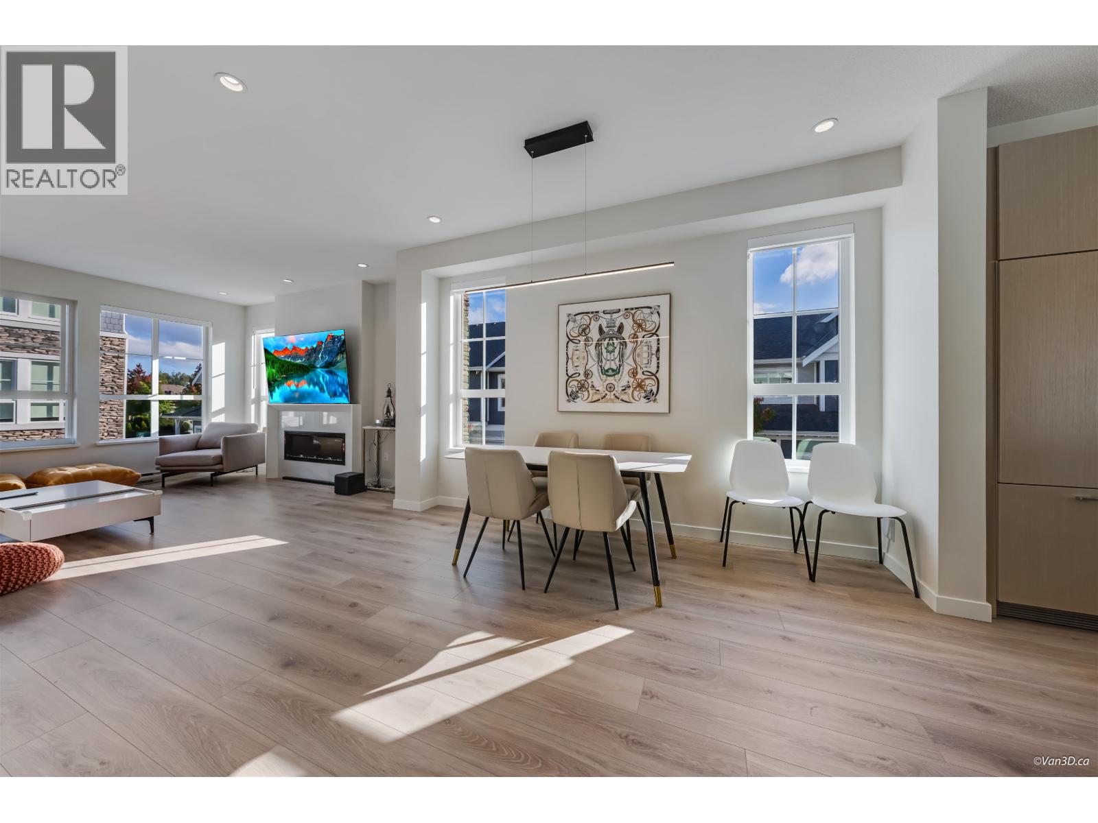 #16-5311 ADMIRAL Way, Delta